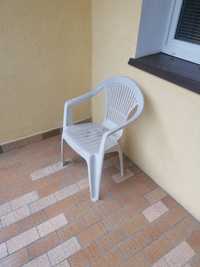 Krzesło ogrodowe plastikowe
