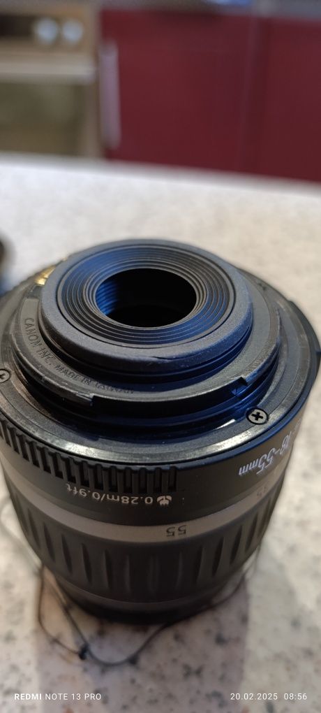 Продам объектив Canon efs 18-55mm