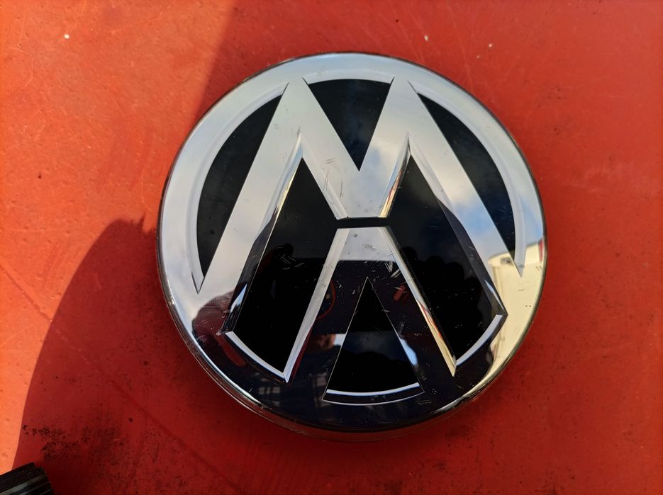 Emblemat logo VW Touran II