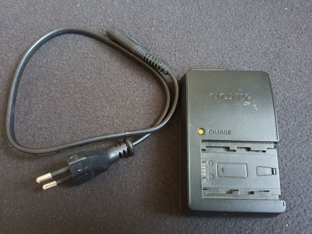 Aparat Sony Alpha 290 plus obiektyw I futerał