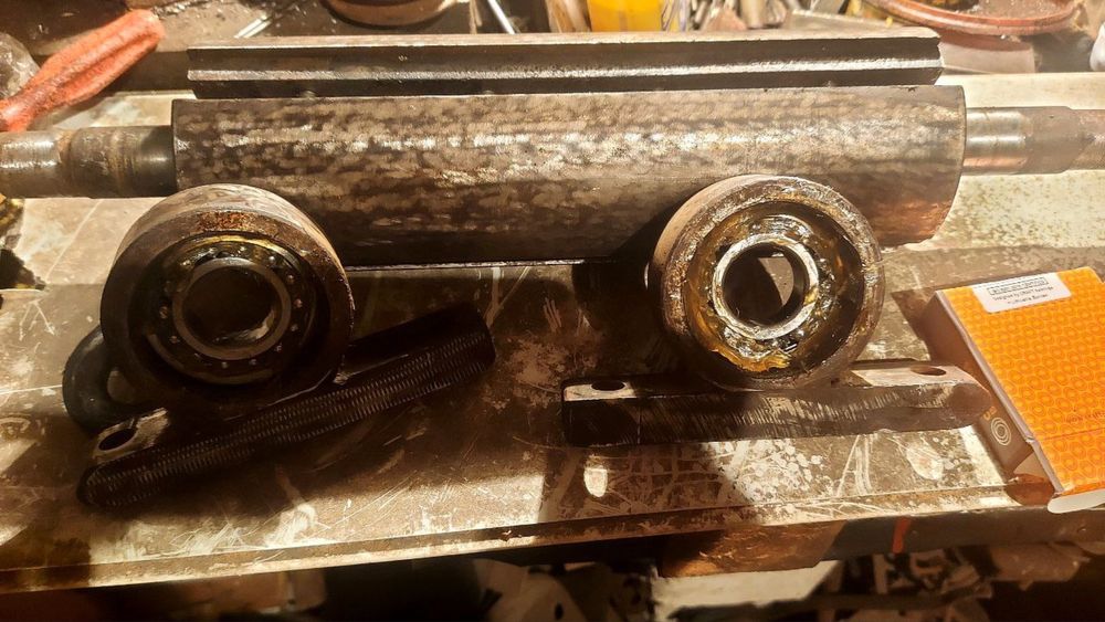 Продам вал для фуганка циркулярки на три ножі