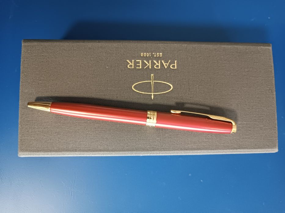 Długopis Parker, nowy