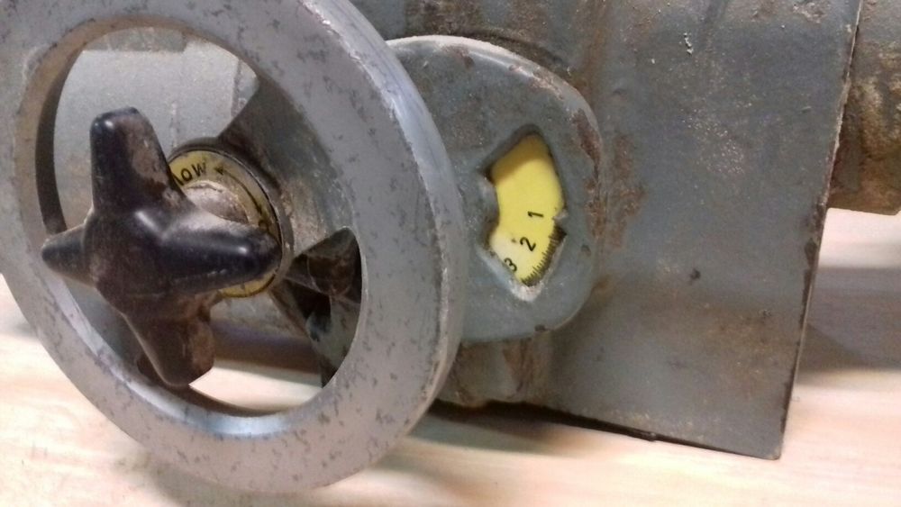 Motor variador de velocidade