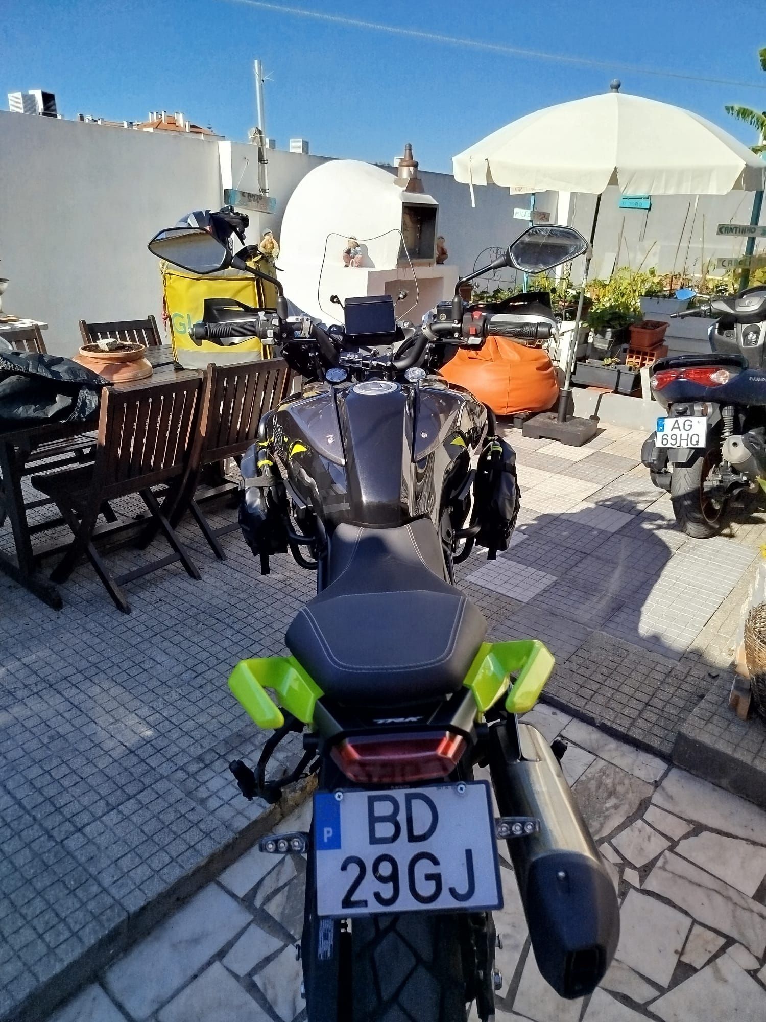 Vendo Benelli Trk702X