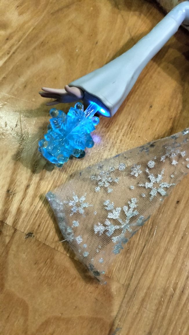 Lalka Elza strzelajaca Mattel tort gratis Barbie syrenka