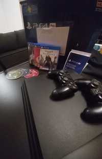 PS4 Pro 1 TB + 2 comandos + jogos / Filmes (ainda na caixa original)