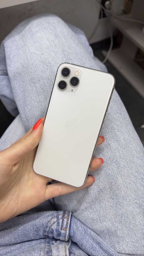 Used iPhone 11 Pro 256Gb Silver no face id