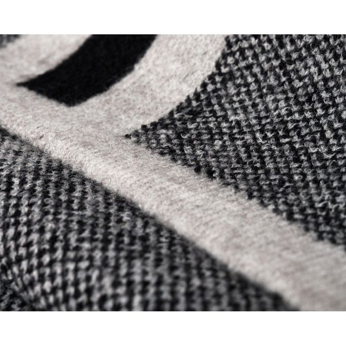 długi szal męski z geometrycznym wzorem - peterson