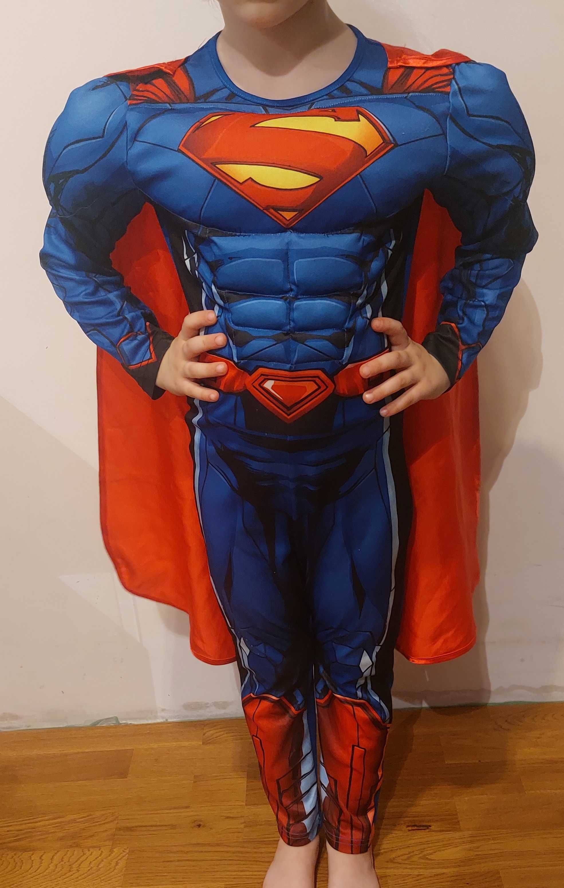Strój Kostium Przebranie z mięśniami Supererman Superermen 110/116 H&M