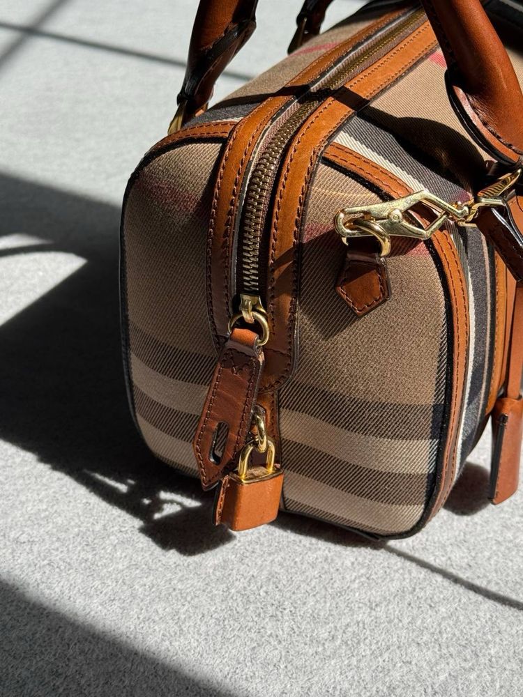 Сумка Burberry Bowling Bag Оригінал