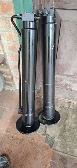 Гидроциліндр опори кран маніпулятор