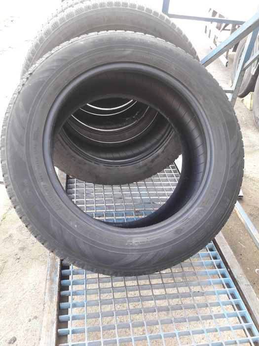 Sprzedam opony 235/55/R17 Nokian