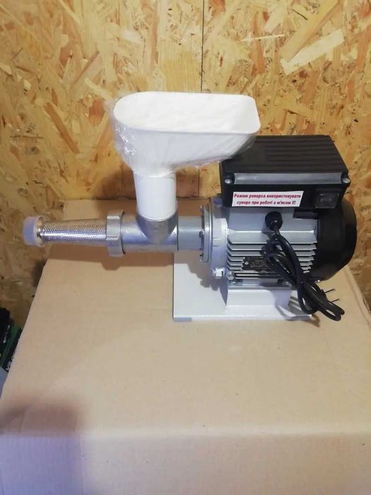 Соковыжималка шнековая ТШМ-2 для томатов, винограда.