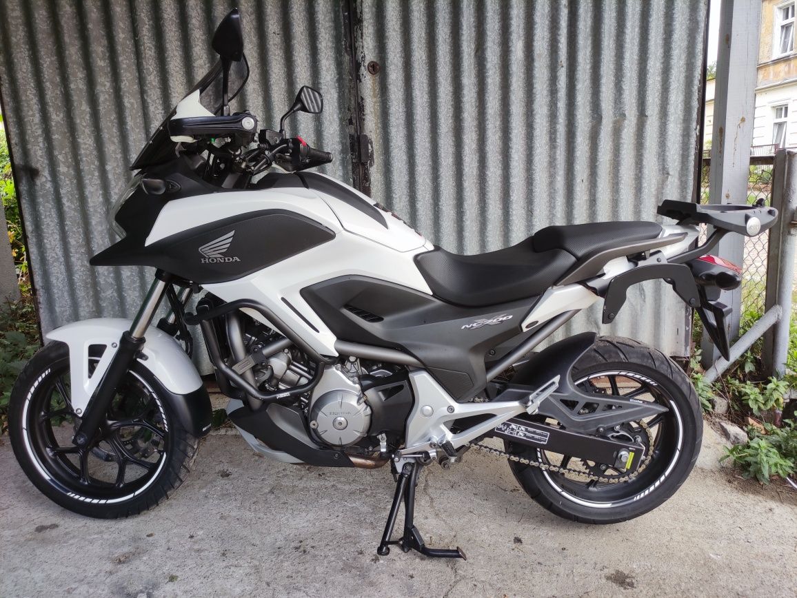 Honda NC 700 X ABS-CBS wtrysk stelaże bdb stan kat A2 RATY Transport