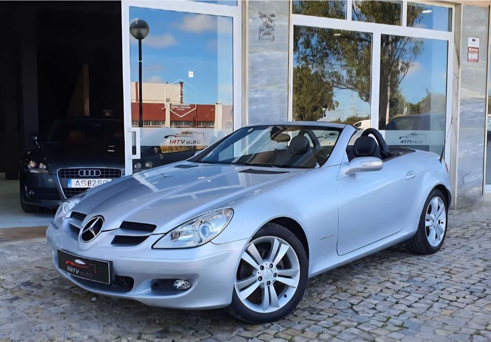 Descapotável Mercedes SLK 200