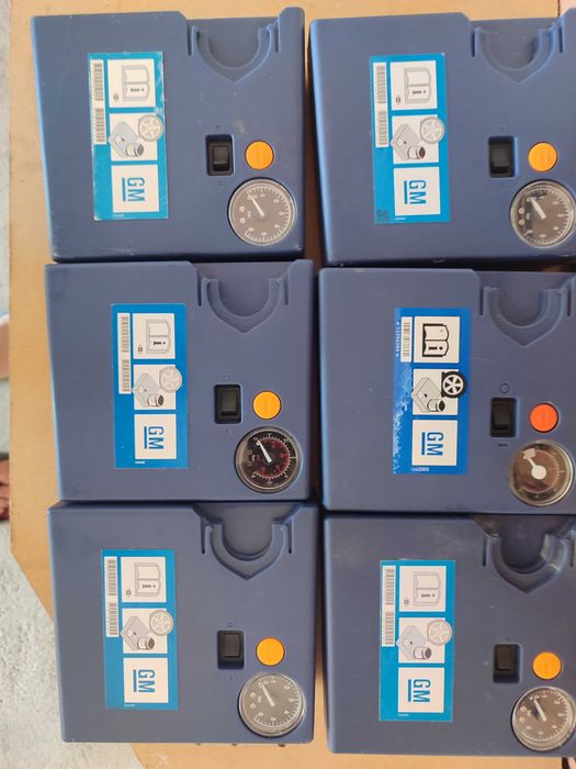 Компресор . Авто підкачки . Насоси для автомобілів оригінал різних вид