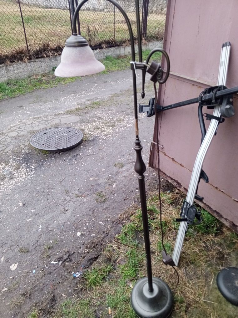 Sprzedam lampę stojąca
