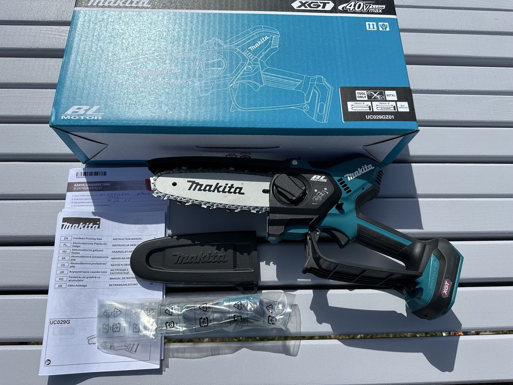 Makita akumulatorowa pilarka do gałęzi UC029G 40V XGT UC029GZ01 15cm