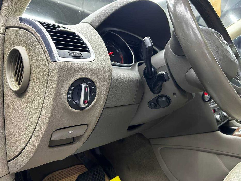 Audi Q7 2013 року