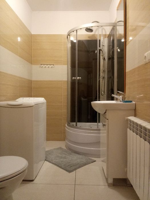 Dom dla pracowników -22 zł  tanie i ciepłe spanie w centrum Józefowa.