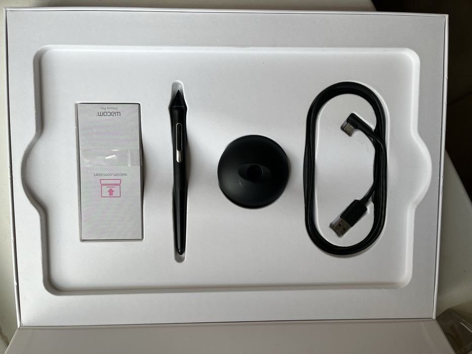 Графічний планшет Wacom intuos pro m