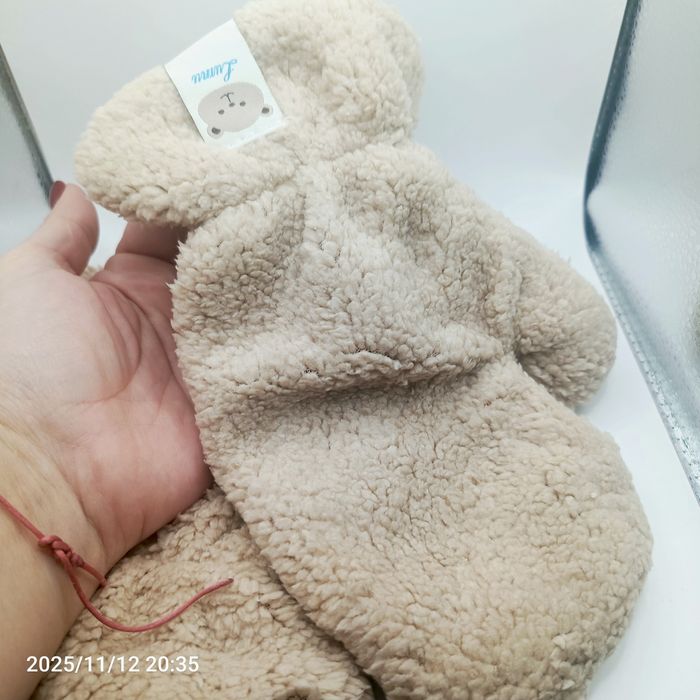 Nowy futerkowo-wełniane beżowe jednopalcowe rękawice Misie dla dorosły