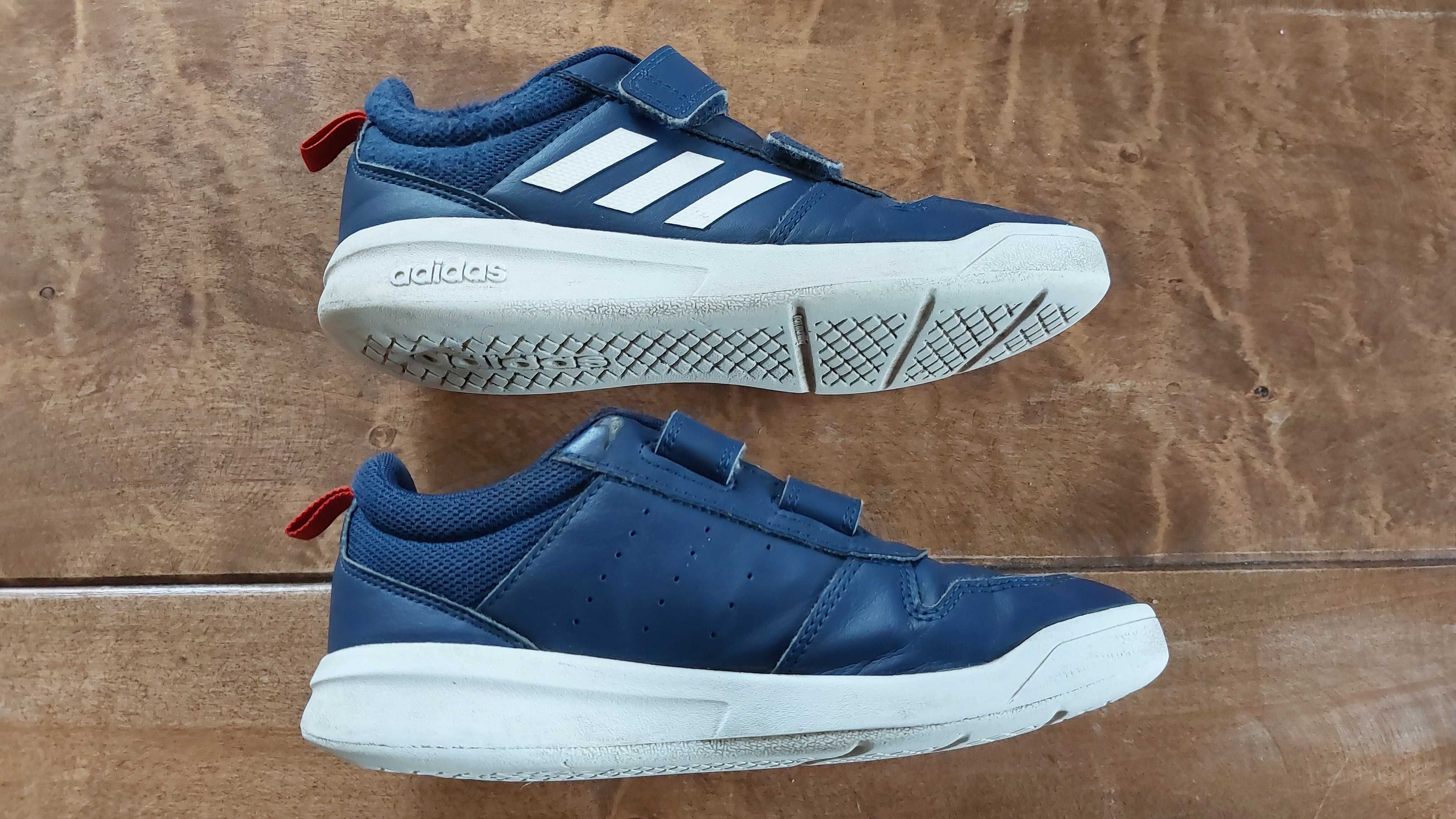 Buty chłopięce Adidas rozm. 34.
