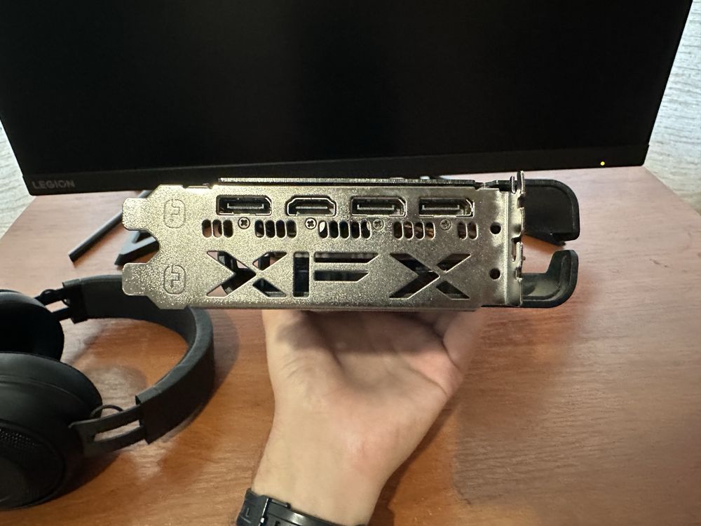 Відеокарта RX 5600 XT XFX 6GB