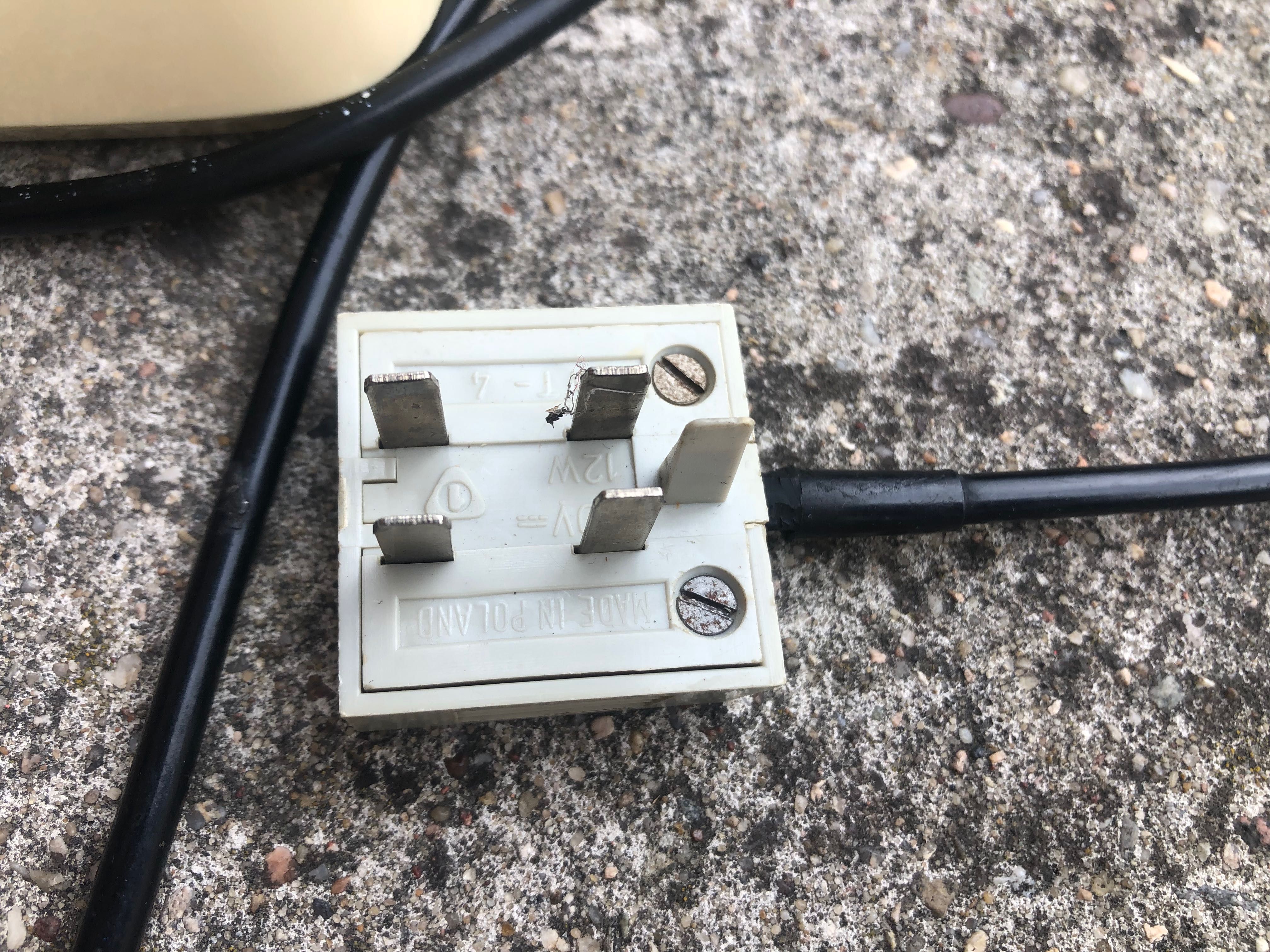 Telefon stacjonarny