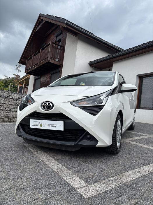 Kosmetyka Samochodowa - Czyszczenie oraz Zabezpieczanie Pojazdów