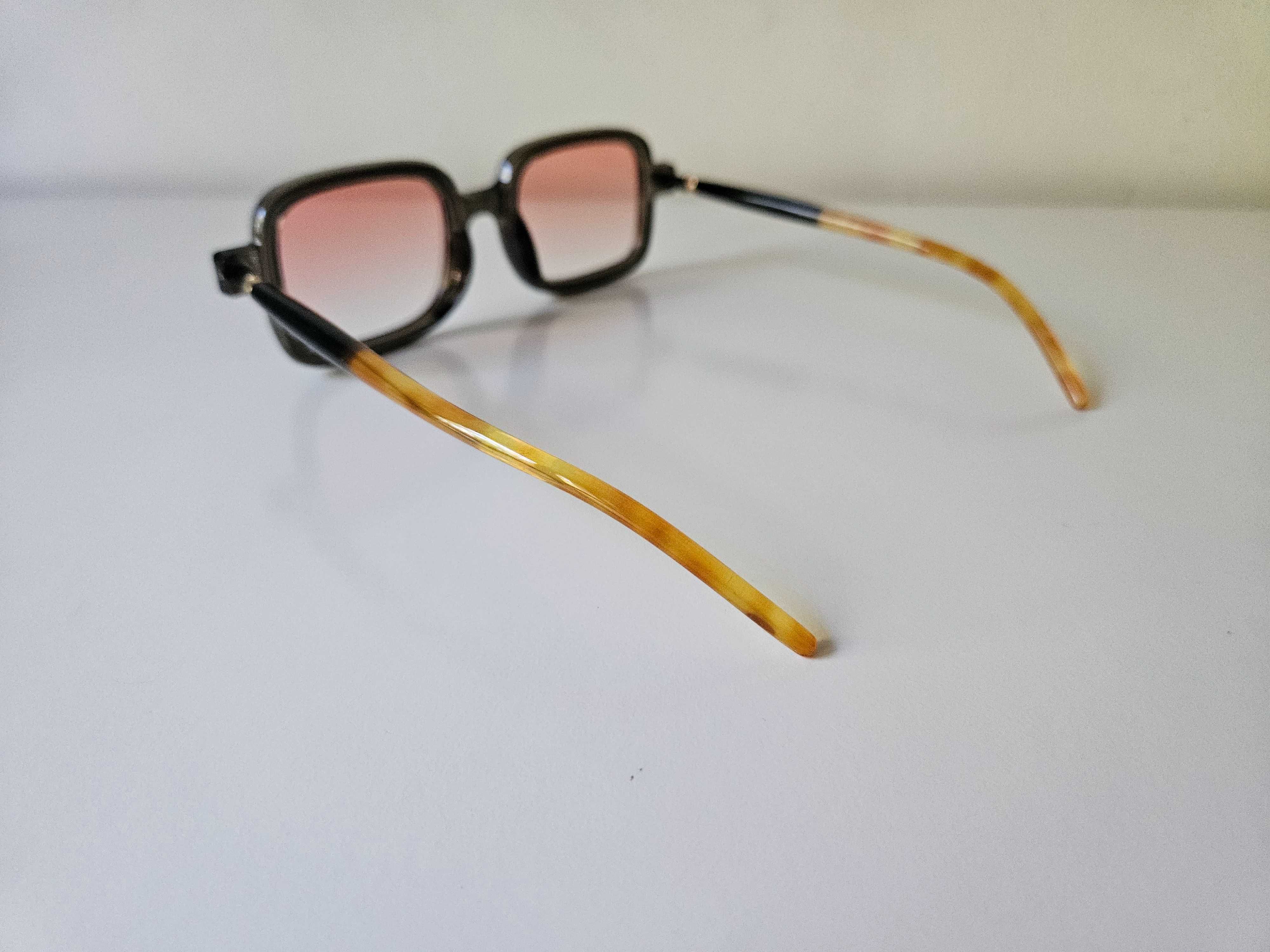 Okulary przeciwsłoneczne wzór KUBORAUM