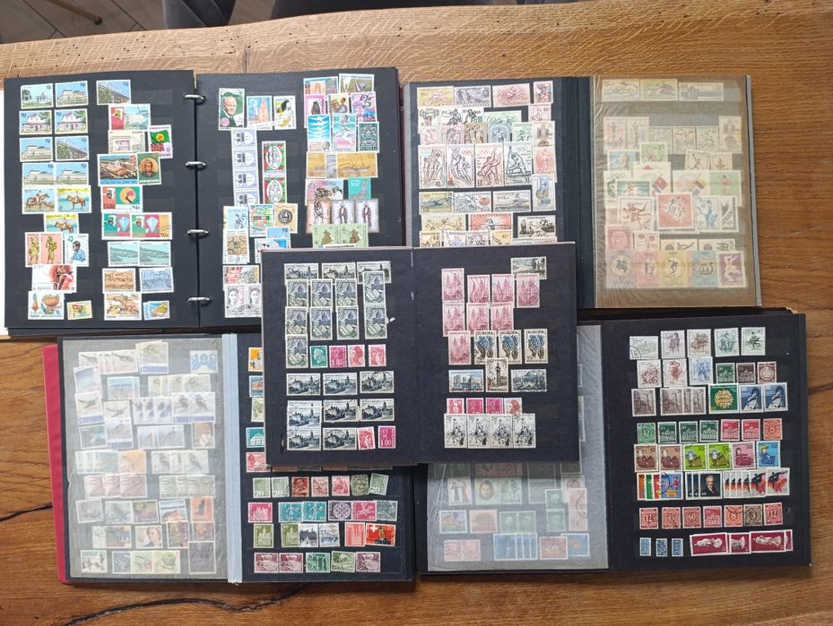 5 dużych klaserów ze znaczkami cały świat