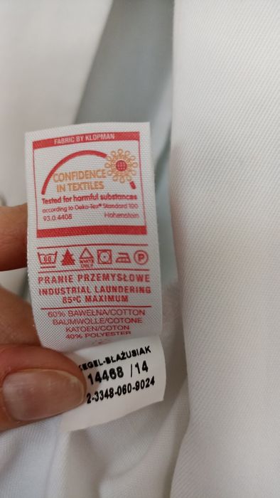 Fartuch biały na zatrzaski