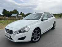 Volvo V60 2.4 D4 240PS HEICO AWD Zadbany Opłacony Serwisowany Szwajcar