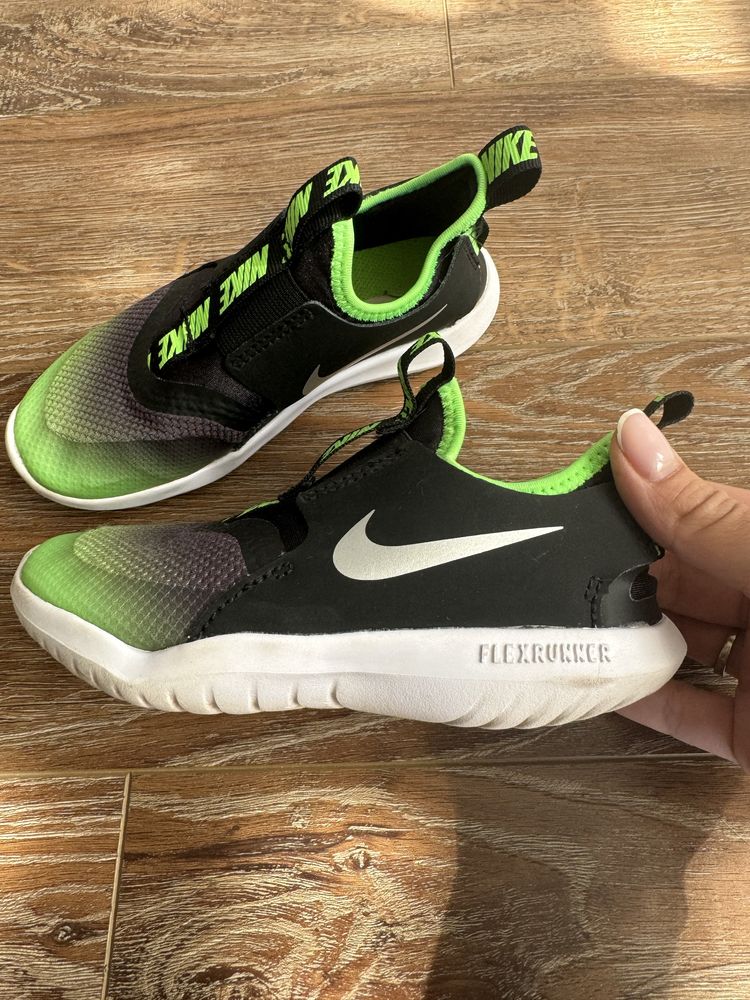 Детские кроссовки Nike flex runner