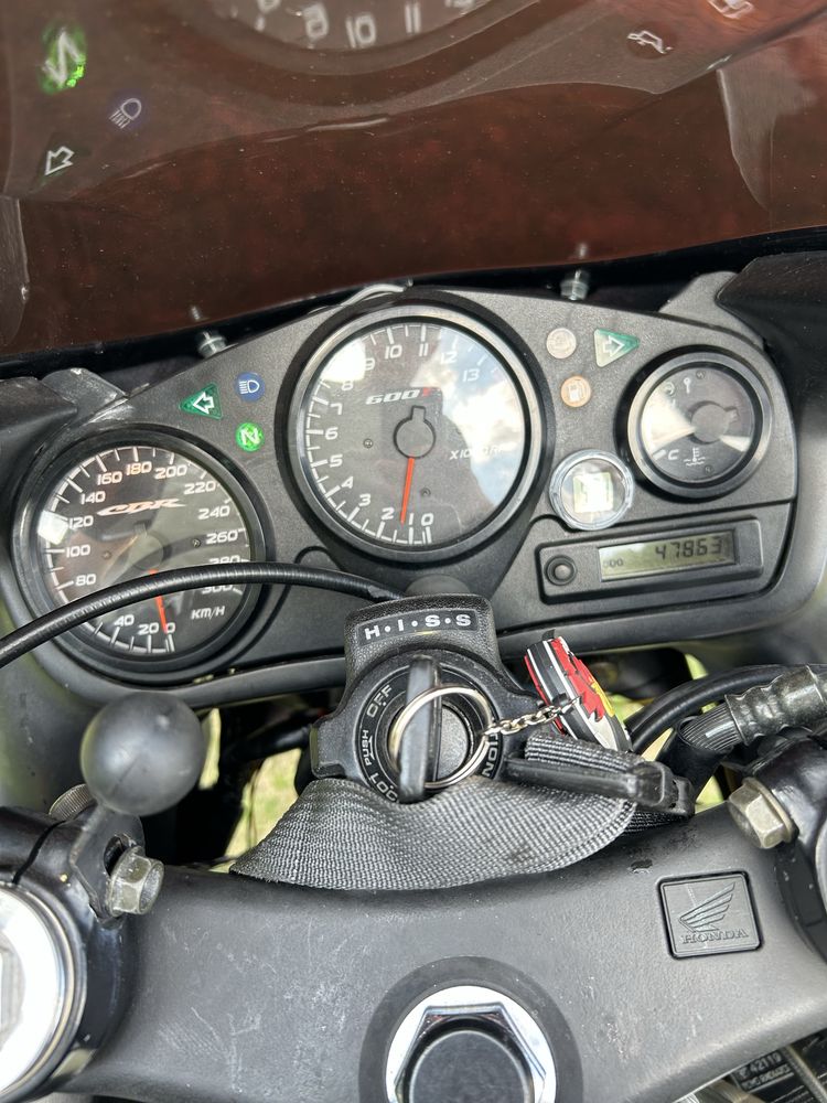 Honda cbr f4 600