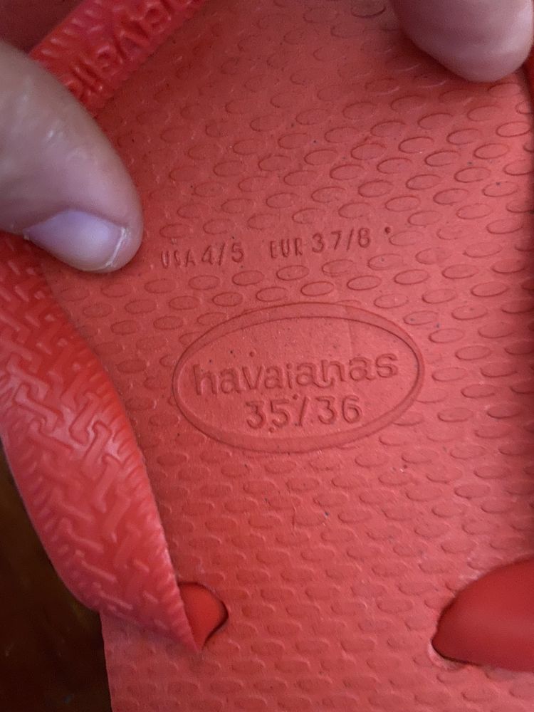 Havaianas vermelhas