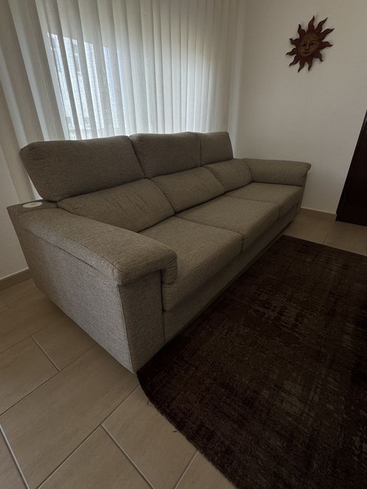 Sofá 2.5x1m com usb