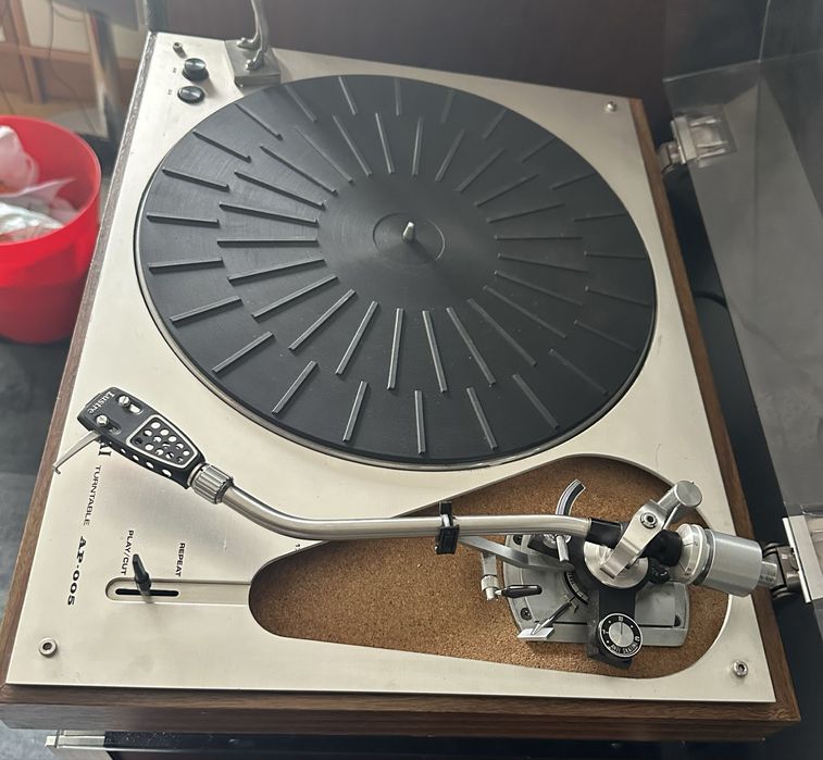 Akai AP-005 -+ Braço Acos Lustre GST-1 - Gira discos vintage
