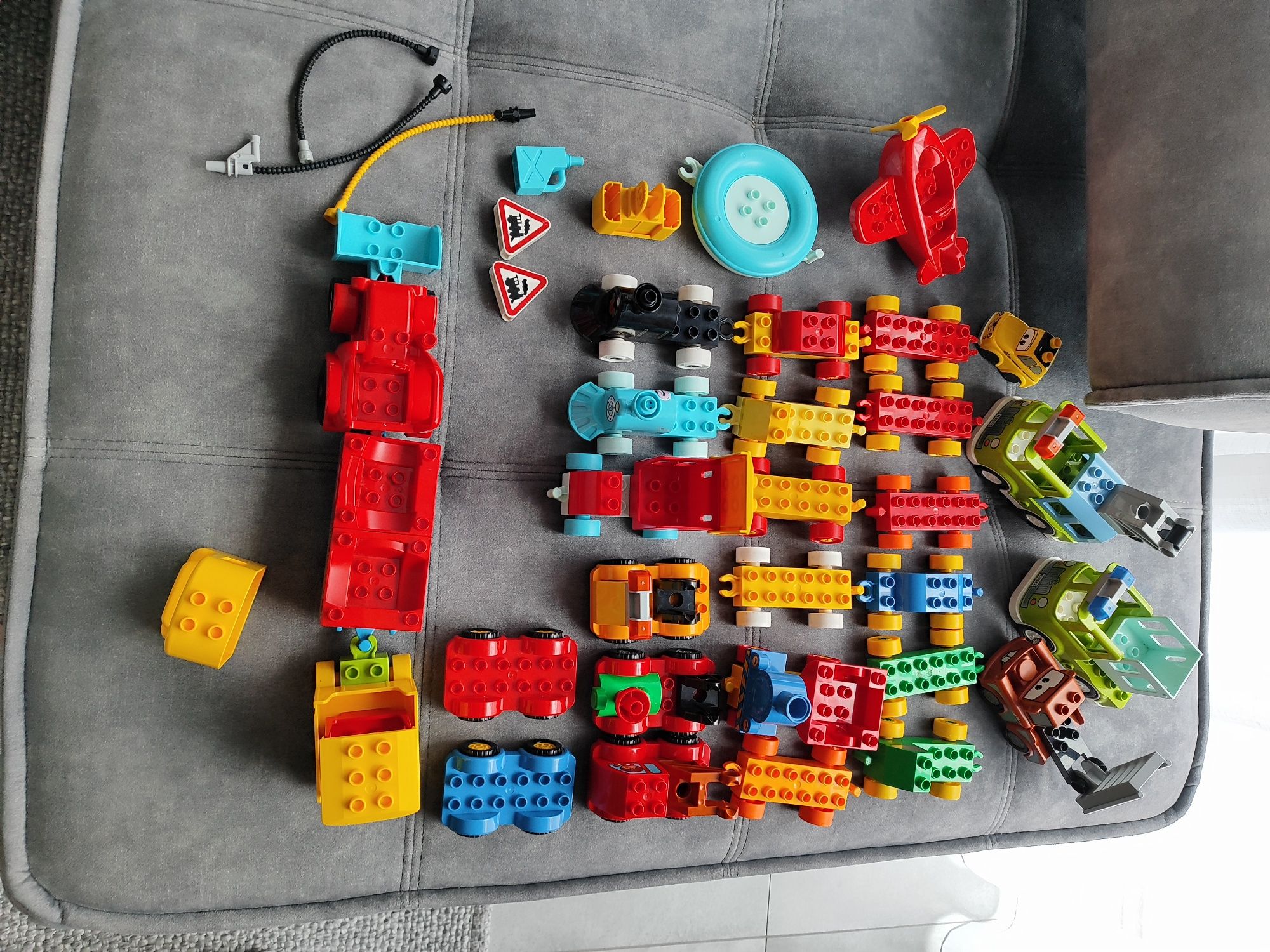 Klocki LEGO Duplo pojazdy autka