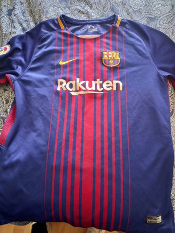 Blusa Nike Barcelona rapaz tamanho 13-15 anos