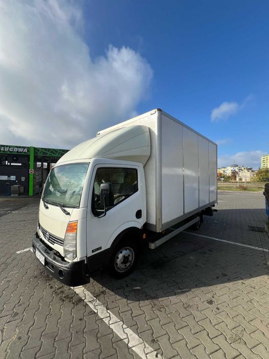 Nissan Cabstar 8ep - winda - 3os - kat. B Wynajem Bydgoszcz 300zł/doba