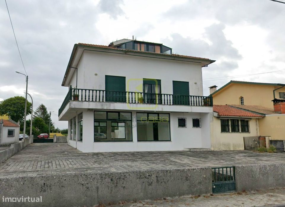 Loja para Arrendamento em Soza