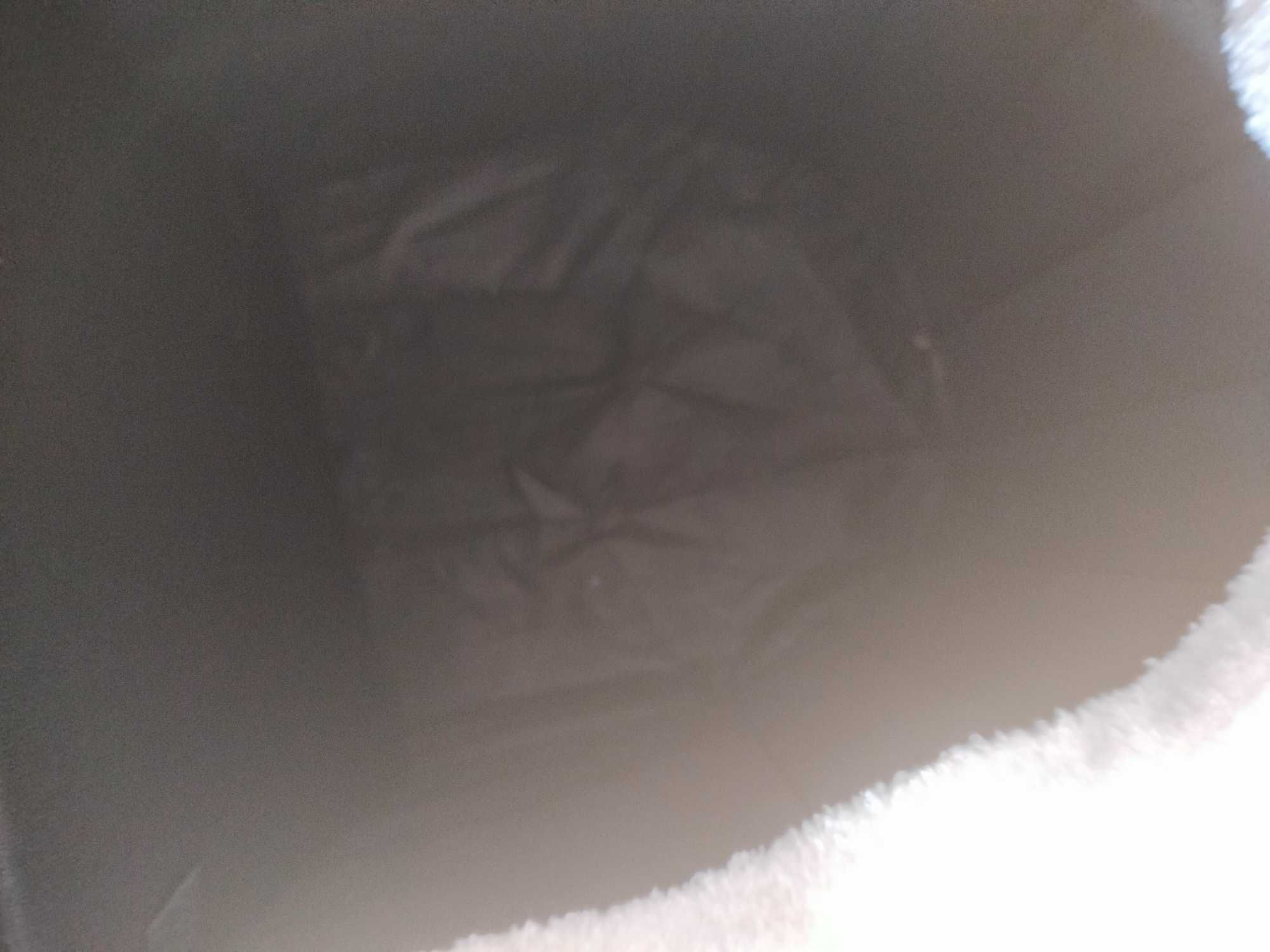 Pufa że schowkiem. Livarno