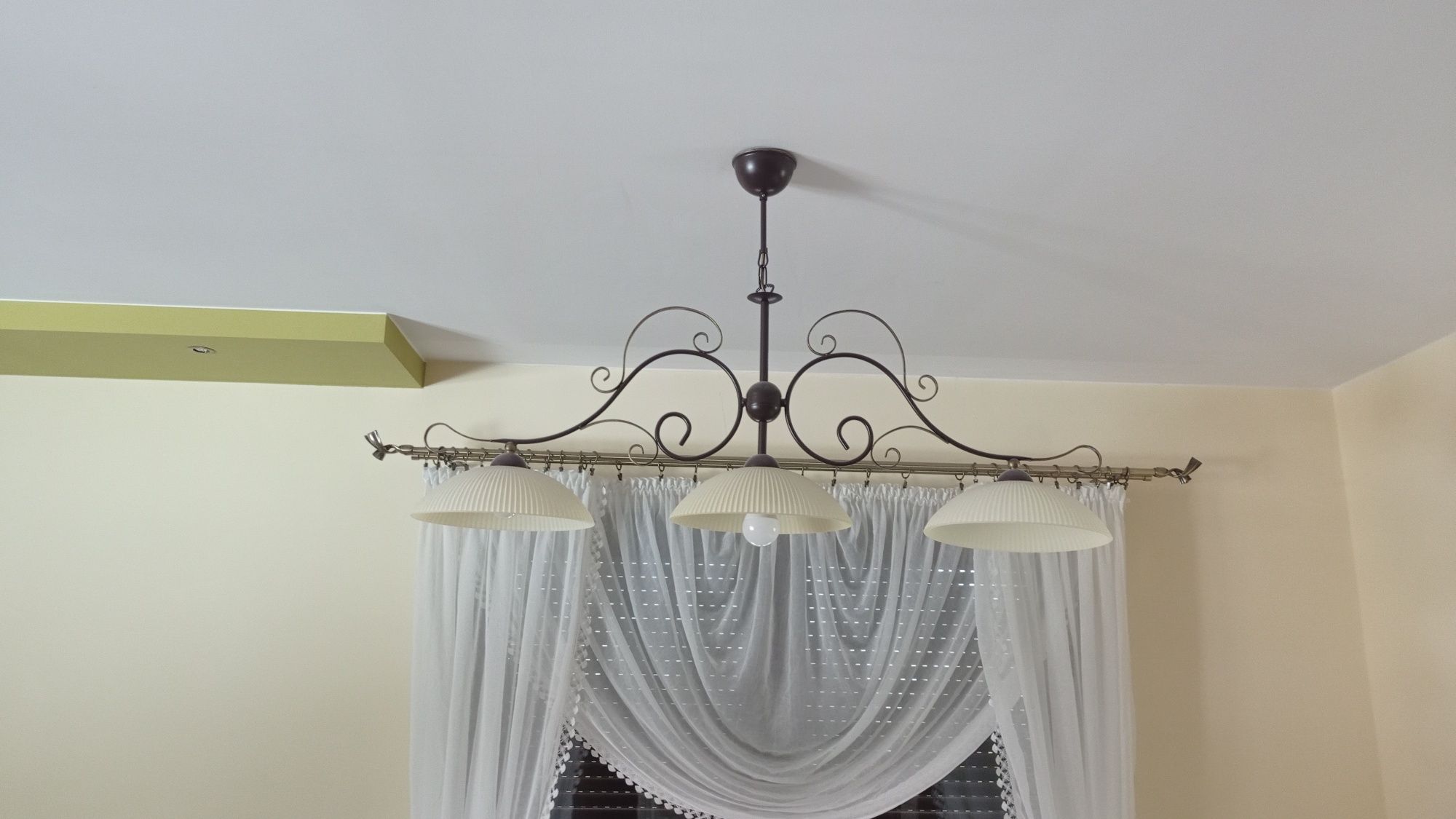 Zestaw 4 stylowych lamp retro do salonu,stare złoto, piękne