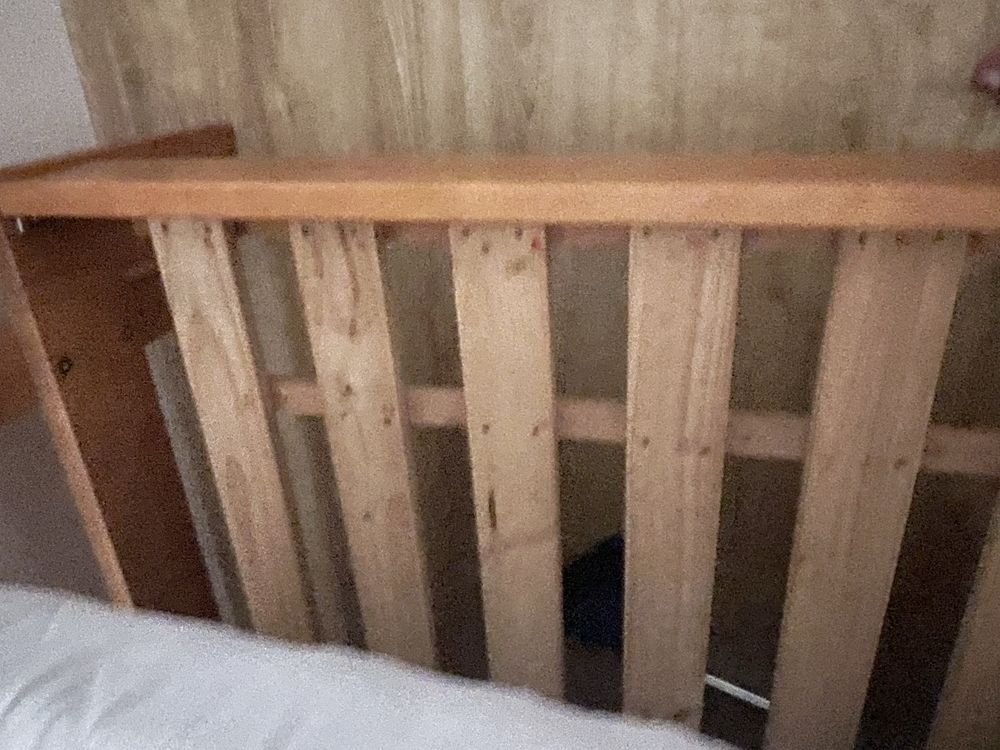Łóżko 160x200 z materacem