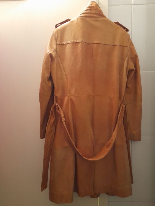 Casaco de couro camel