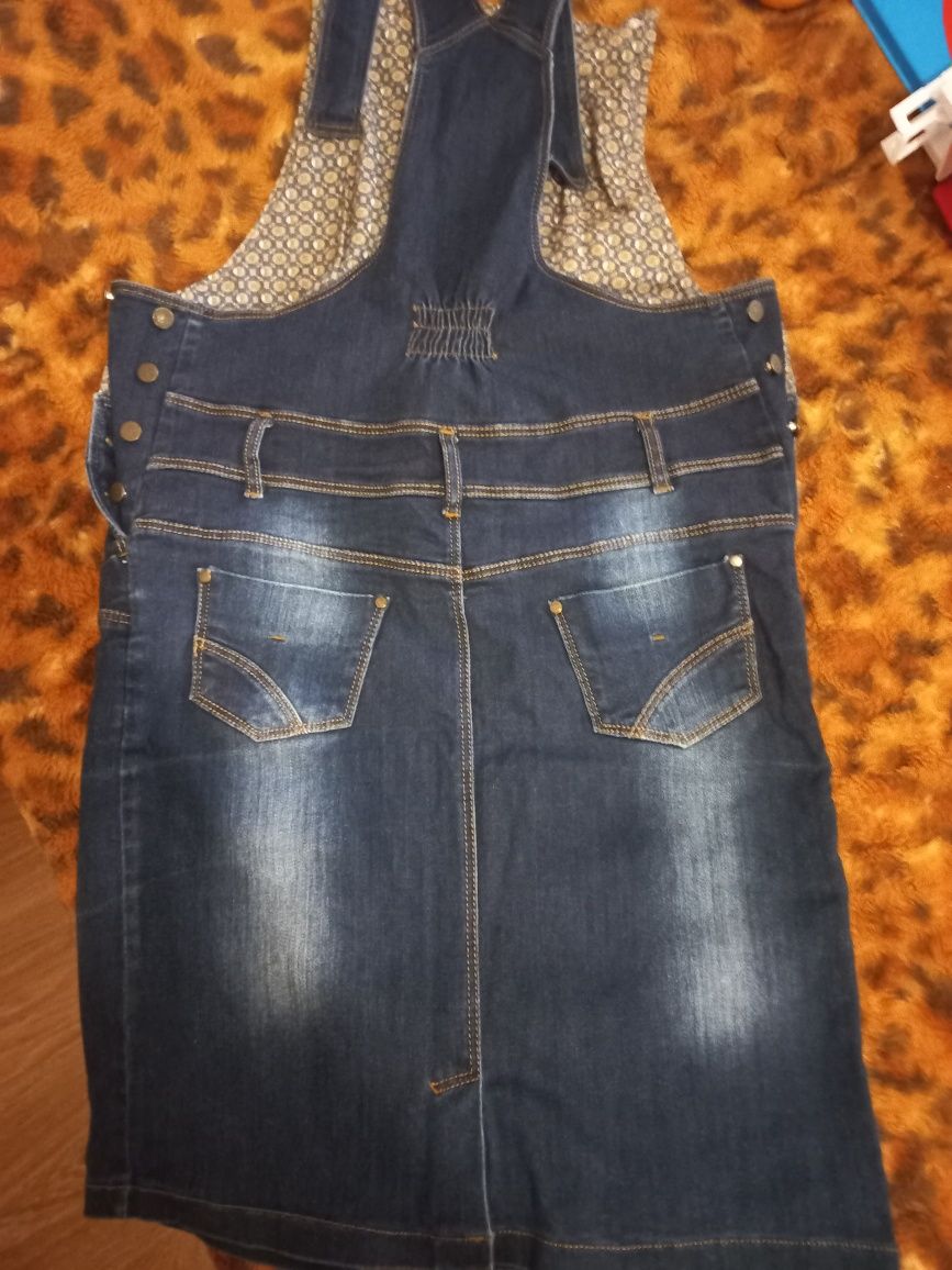 Продам джинсовий комбінезон для вагітних (юбка)