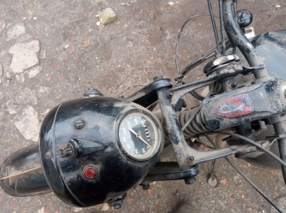 ИЖ -350 поздний 49 год.