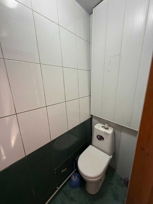 Продается действующий магазин. Хорошее место. Славянск.